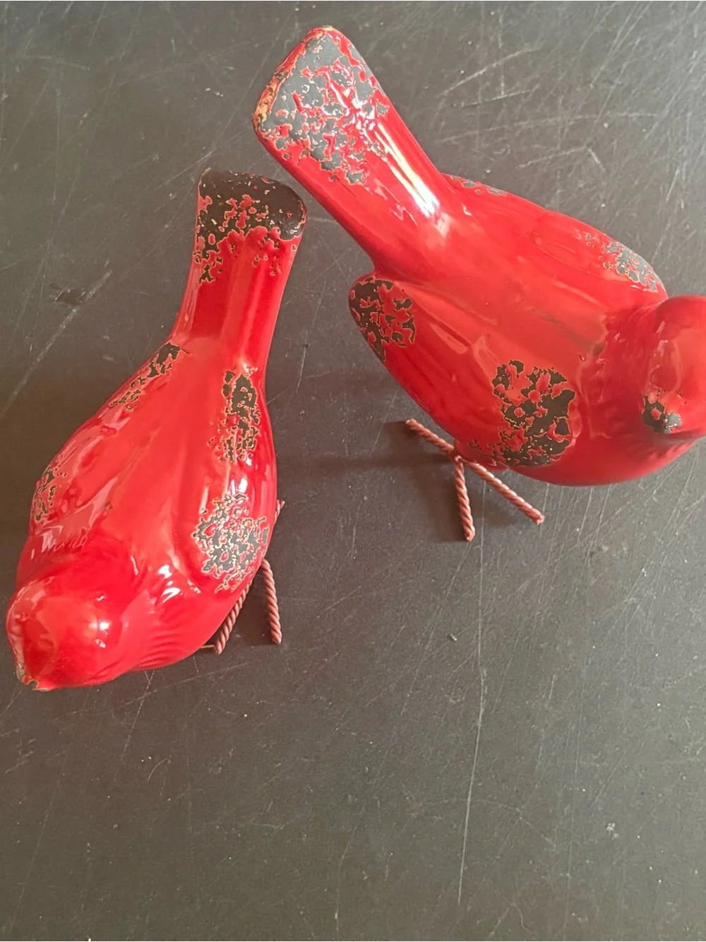 Distressed ceramic red/black bird figurines wire feet pair rustic farmhouse